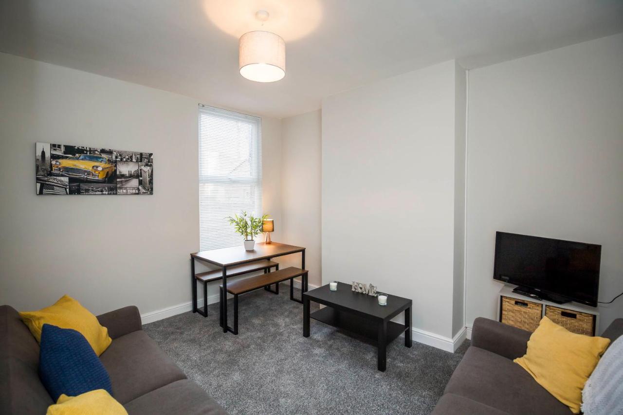 Spacious, Modern 4 Bed House Close To City Centre Chester Exterior foto